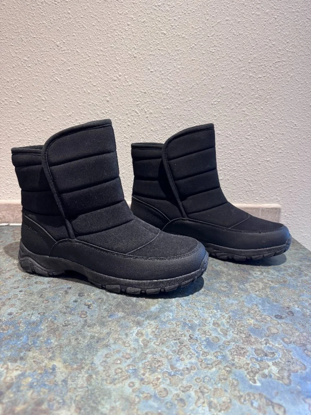 Lands End Black Expedition Waterproof Puffer Slip On Snow Boots - 9.5W